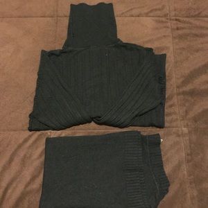 black women sweater turtle neck and short sleeve